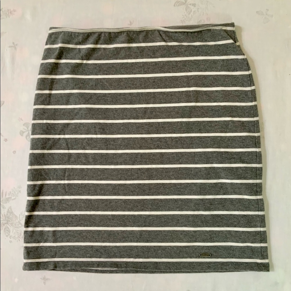 Hollister Mini Skirt Grey and White Stripes Stretchy Fabric - Lined